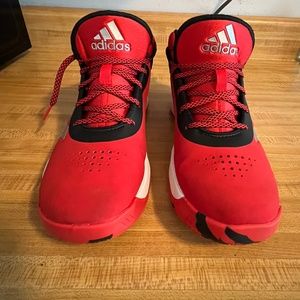 Boys' Adidas Little Kid & Big Kid Cross 'Em Up 5 Wide Width Basketball Shoes